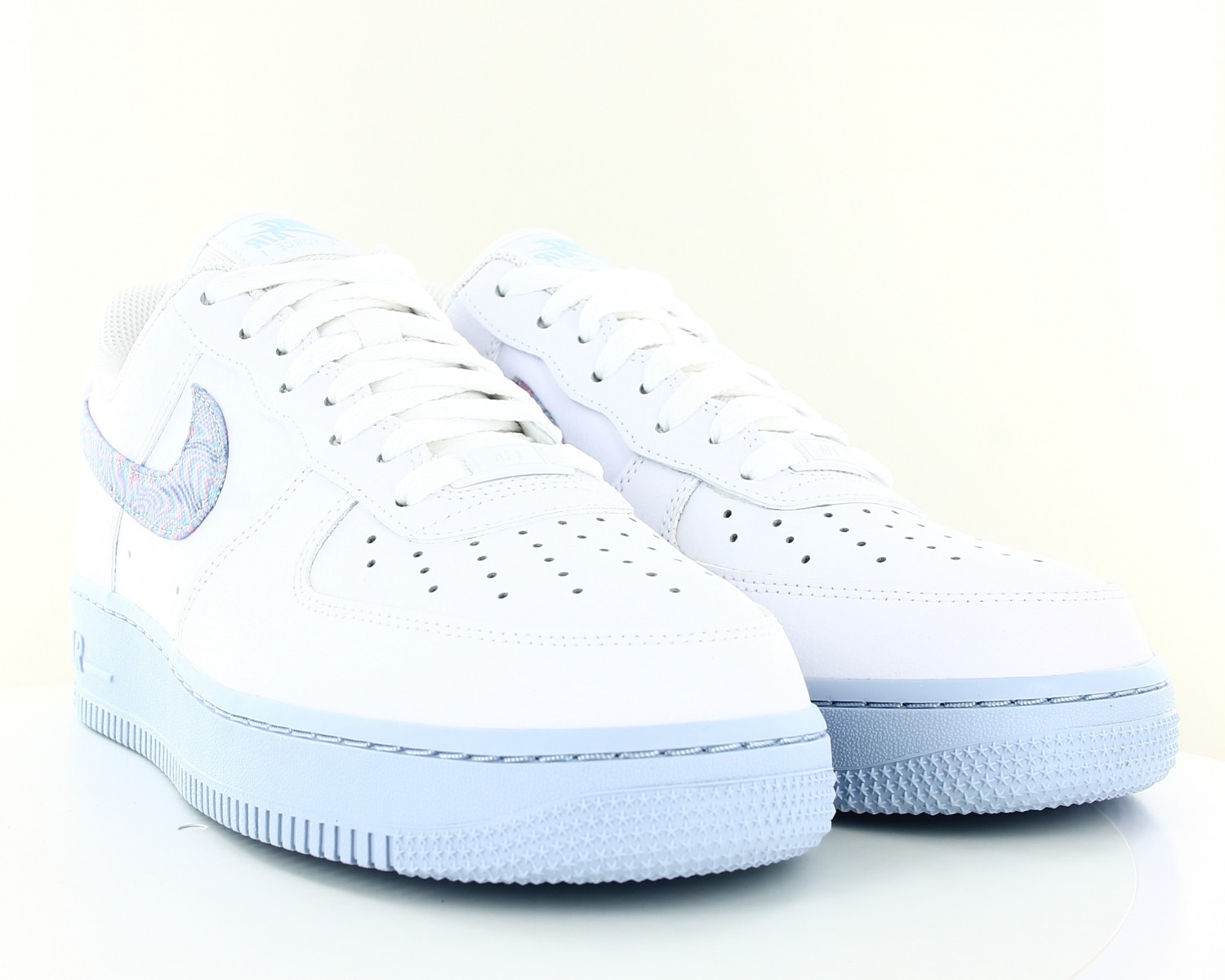 Air force bleu et clearance blanc